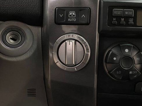Used 2008 Toyota 4Runner Sport AWD/4WD image 30