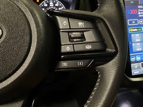 Used 2025 Subaru Forester Premium AWD/4WD image 39