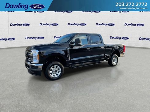 Used 2024 Ford F250 XLT w/ Snow Plow Prep Package image 7