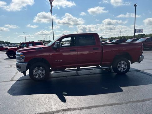 Used 2026 RAM 2500 Big Horn AWD/4WD image 7