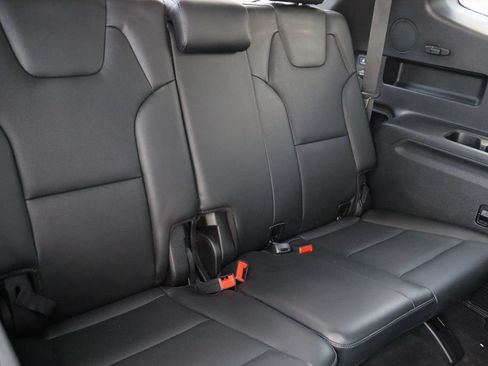 Used 2021 Kia Telluride S FWD image 27