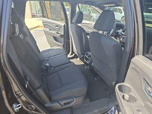 Used 2019 Honda Passport Sport image 11