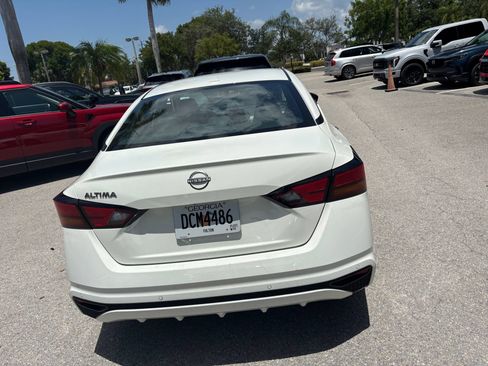 Used 2025 Nissan Altima 2.5 SV FWD image 22