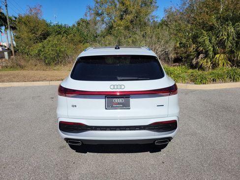 New 2025 Audi Q5 Prestige image 5