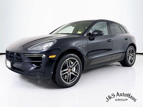 Used 2021 Porsche Macan Turbo image 3