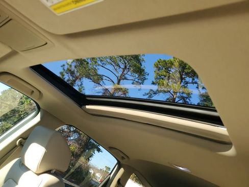 Used 2019 Honda CR-V Touring image 23