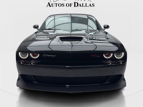 Used 2022 Dodge Challenger R/T Scat Pack RWD image 3