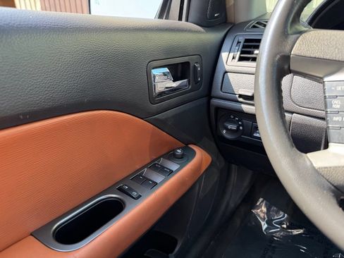 Used 2011 Ford Fusion SEL w/ 301A Rapid Spec Order Code AWD/4WD image 31