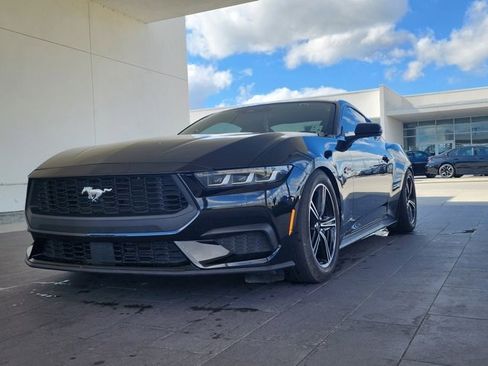 Used 2024 Ford Mustang Coupe image 1