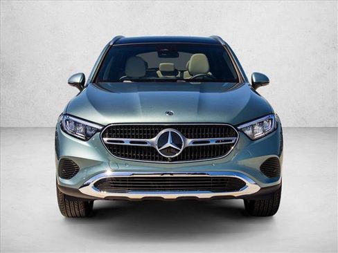 Certified 2026 Mercedes-Benz GLC 300 4MATIC image 2