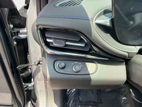 New 2026 Buick Envista Sport Touring w/ Convenience I Package FWD image 30