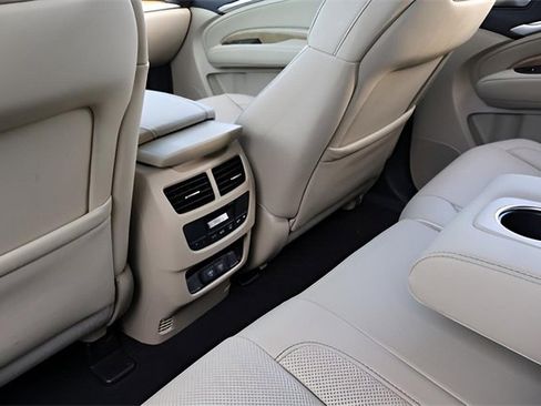 Used 2020 Acura MDX SH-AWD w/ Technology Package image 16