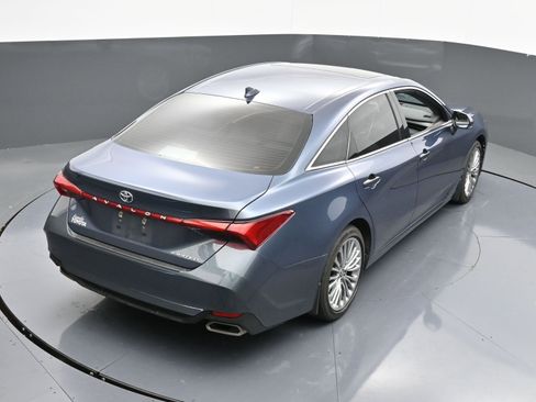 Used 2022 Toyota Avalon Limited image 34