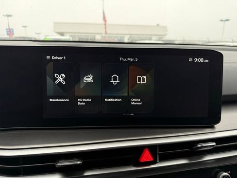 Certified 2024 Kia Sorento S image 42