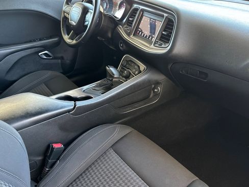 Used 2019 Dodge Challenger SXT RWD image 32
