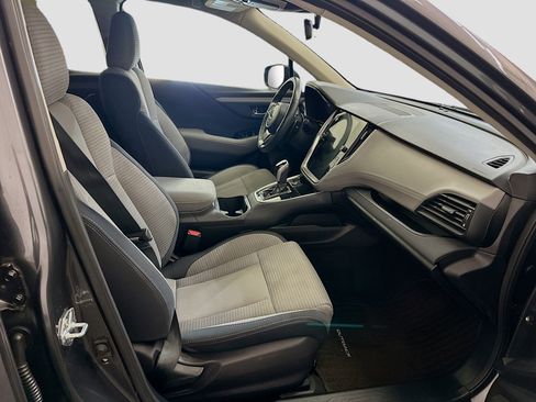 Used 2025 Subaru Outback Premium image 34