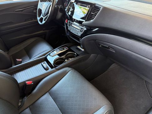 Used 2019 Honda Passport Elite image 15