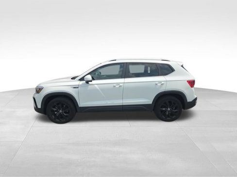 Used 2022 Volkswagen Taos SE AWD/4WD image 5
