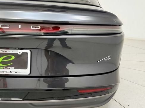 Used 2025 Lucid Air Touring AWD/4WD image 28