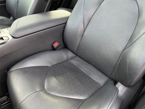 Used 2022 Toyota Camry XSE image 30