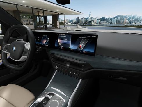 New 2026 BMW 330i Sedan RWD image 14