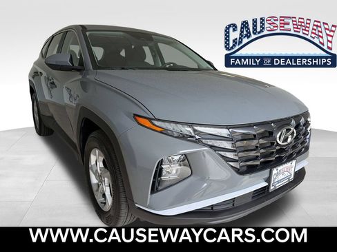 Used 2024 Hyundai Tucson SE AWD/4WD image 1