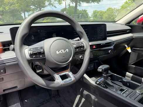 Certified 2025 Kia K5 LXS FWD image 17