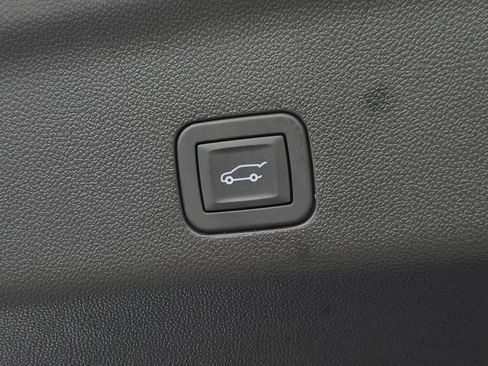 Used 2026 GMC Yukon XL Elevation RWD image 30