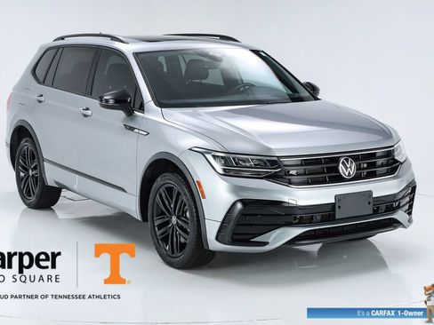 Used 2022 Volkswagen Tiguan SE R-Line FWD image 15