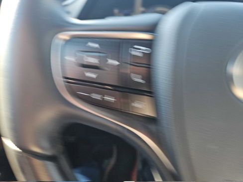 Used 2024 Lexus ES 300h w/ Luxury Package image 11