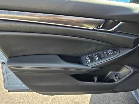 Used 2022 Honda Accord Sport image 16