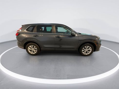 Used 2025 Honda CR-V LX image 9