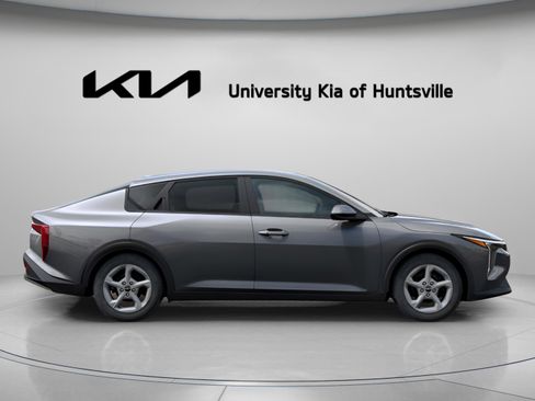 Used 2025 Kia K4 FWD image 15