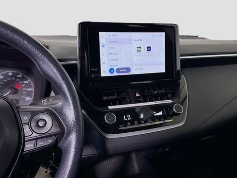 Used 2024 Toyota Corolla LE FWD image 18