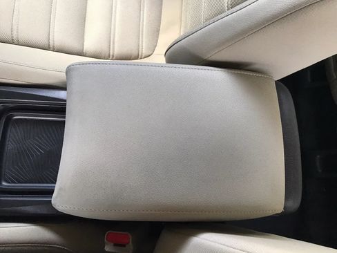 Used 2018 Honda CR-V EX image 32