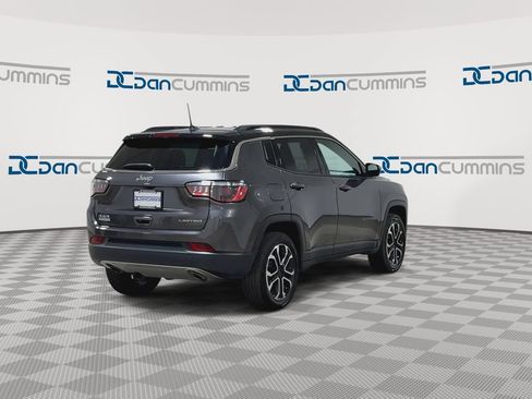 Used 2023 Jeep Compass Limited AWD/4WD image 9