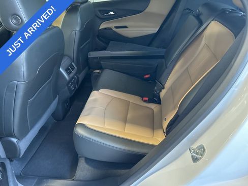 Used 2023 Chevrolet Equinox Premier AWD/4WD image 6