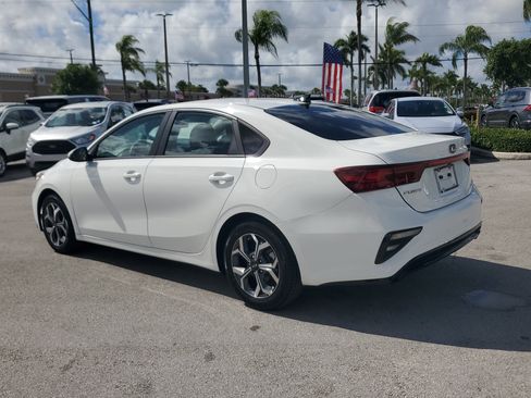 Used 2021 Kia Forte LXS FWD image 7