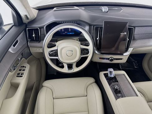 New 2026 Volvo XC90 T8 Ultra w/ Lounge Package AWD/4WD image 24