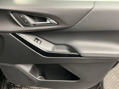 New 2026 Chevrolet Equinox LT FWD image 23