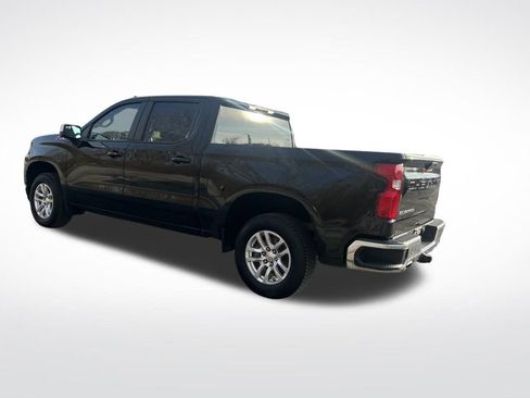 Used 2022 Chevrolet Silverado 1500 LT image 3