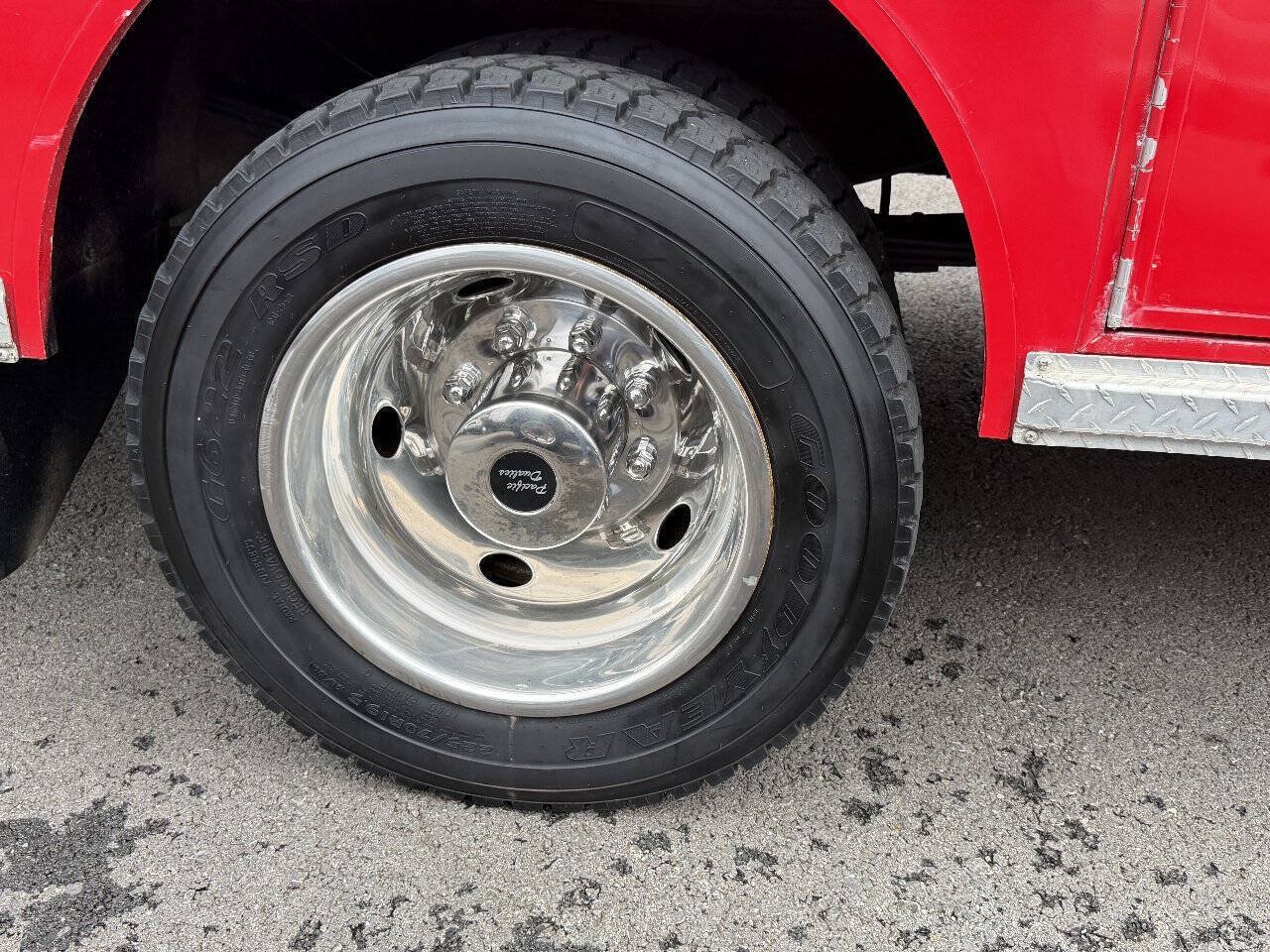 Used 1999 Ford F450 4x4 Regular Cab Super Duty image 84
