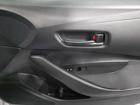 Used 2025 Toyota Corolla LE image 13