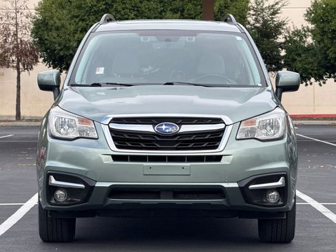 Used 2017 Subaru Forester 2.5i Premium image 10