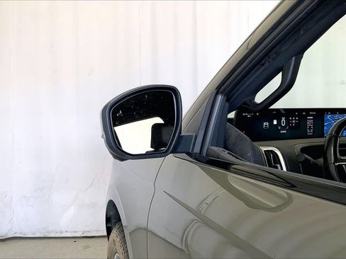Used 2025 Ford Expedition Tremor AWD/4WD image 10