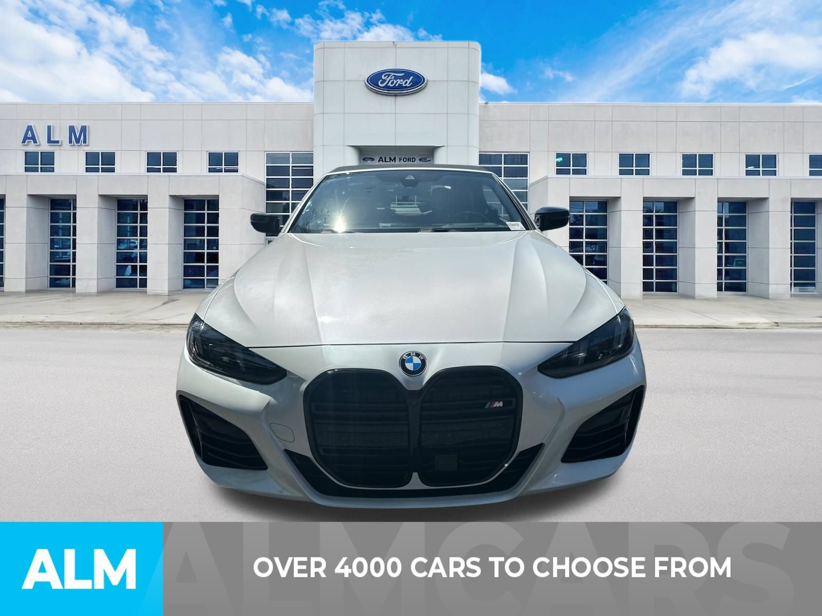 Used 2025 BMW M440i Convertible w/ Premium Package RWD image 2