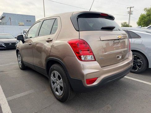 Used 2018 Chevrolet Trax LS image 4