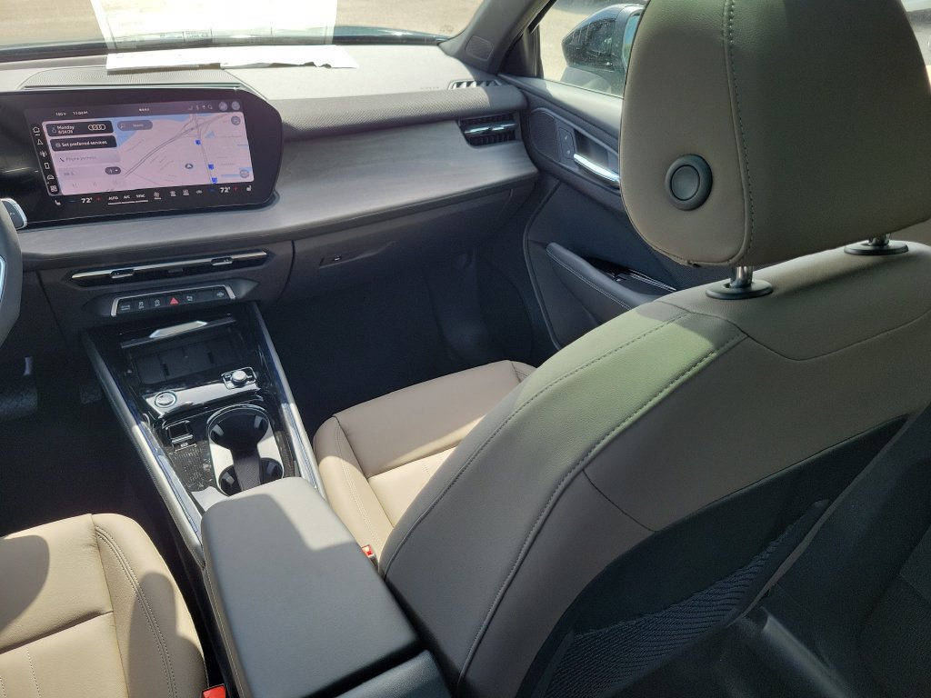 New 2026 Audi Q3 quattro 2.0T AWD/4WD image 24