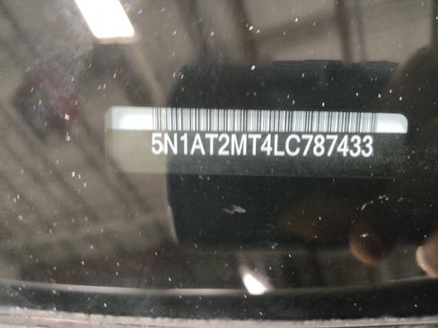 Used 2020 Nissan Rogue S FWD image 33