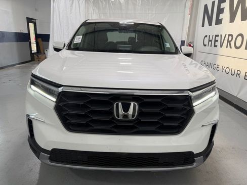 Used 2025 Honda Pilot EX-L image 23